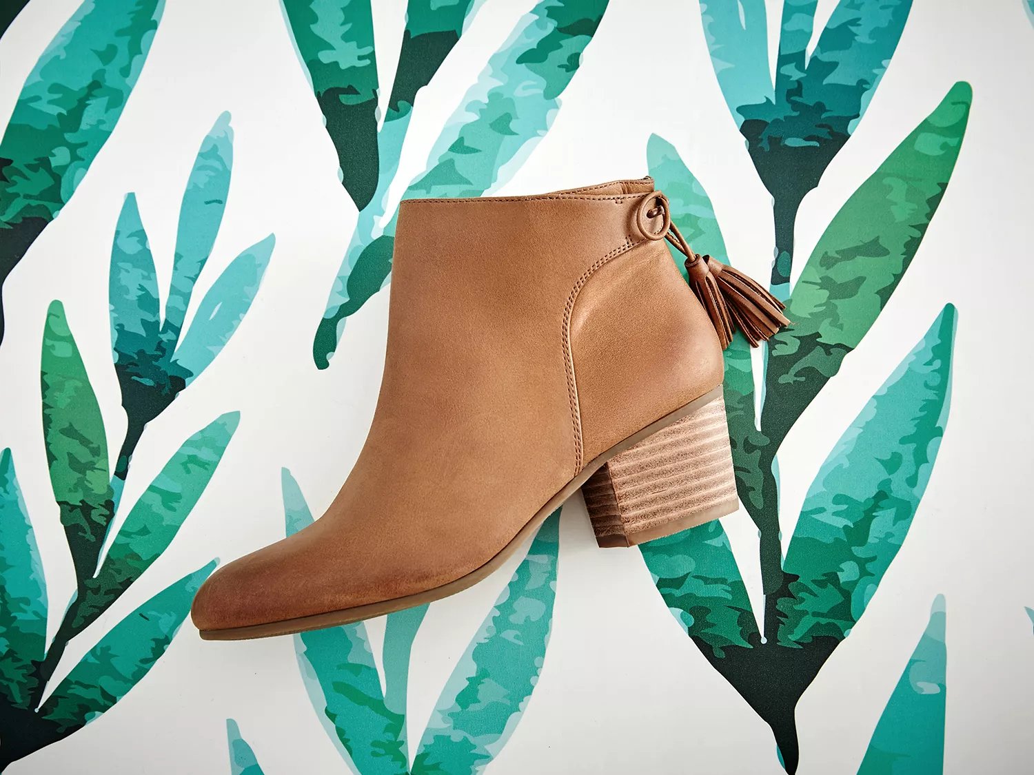 the rena ankle boot in leather
