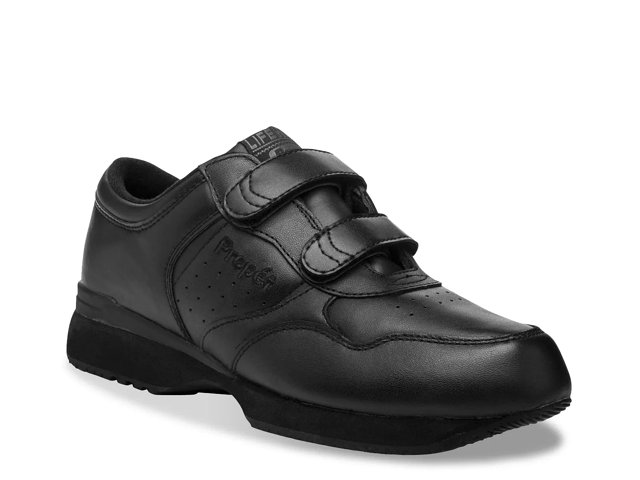 Dsw propet store