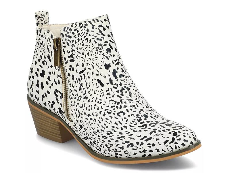 Dsw sales leopard boots