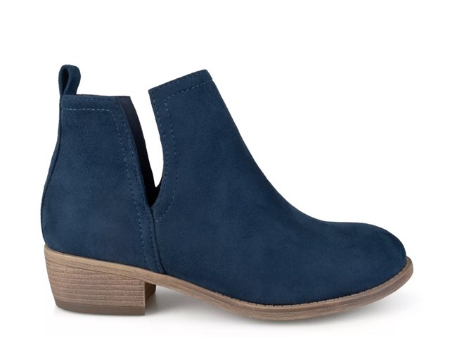 Navy on sale booties dsw