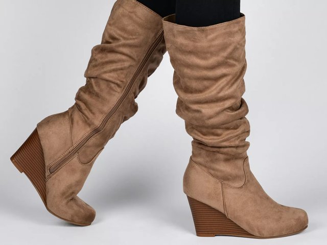 Journee collection wedge boots hotsell