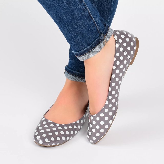 Polka dot ballet flats store