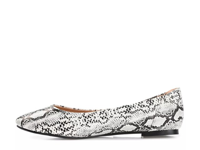 Journee Collection Kavn Ballet Flat Free Shipping DSW
