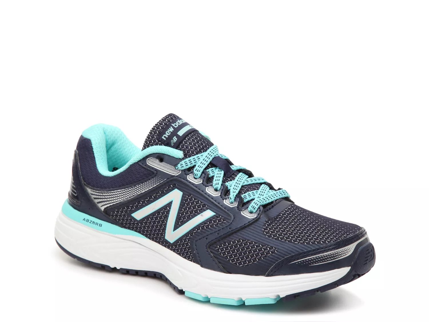 560 v7 running shoe