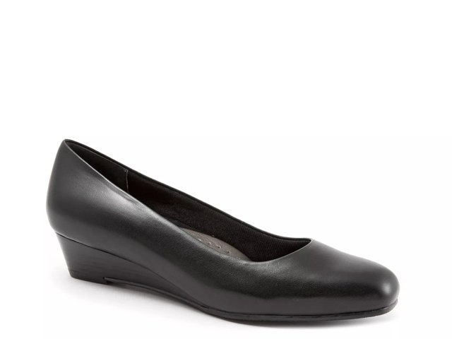 Trotters Lauren Wedge Pump - Free Shipping | DSW