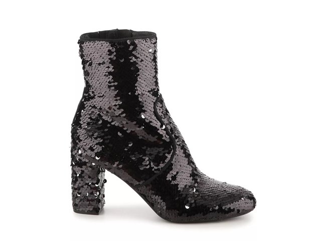 steve madden elissa velvet bootie