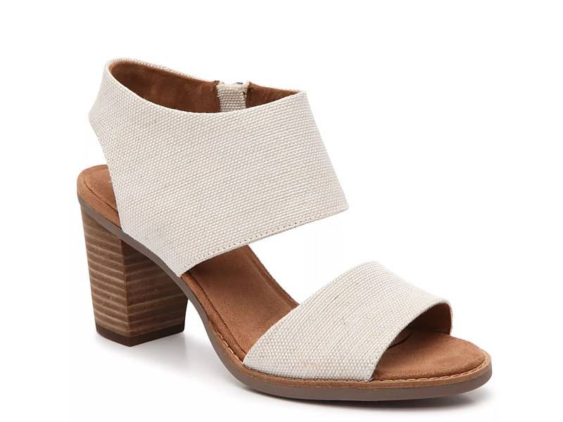 Naturalizer Leah Sandal - Free Shipping | DSW