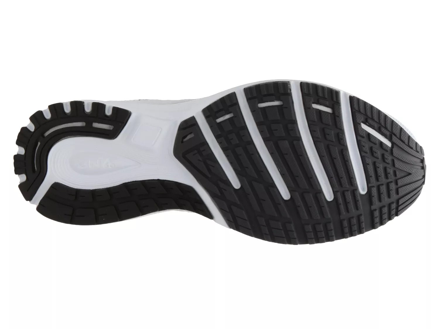 dsw brooks revel