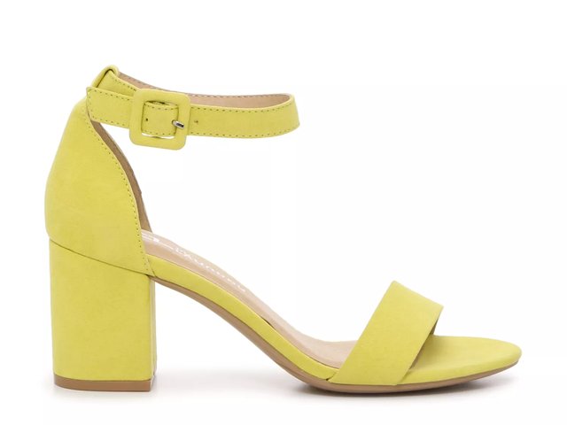 Dsw best sale yellow sandals