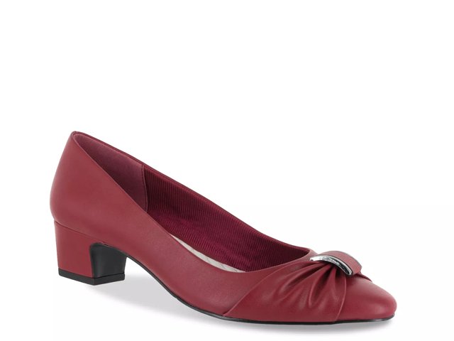 Easy street sale eloise pump