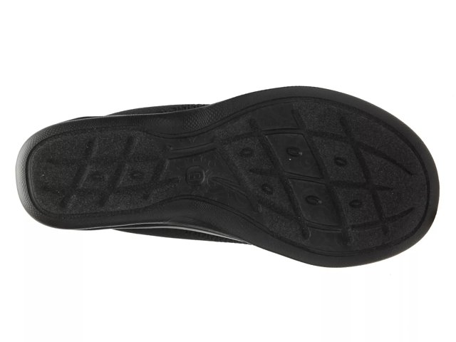 Secret store wedge sandal