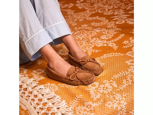 Minnetonka sheepskin softsole moc shop
