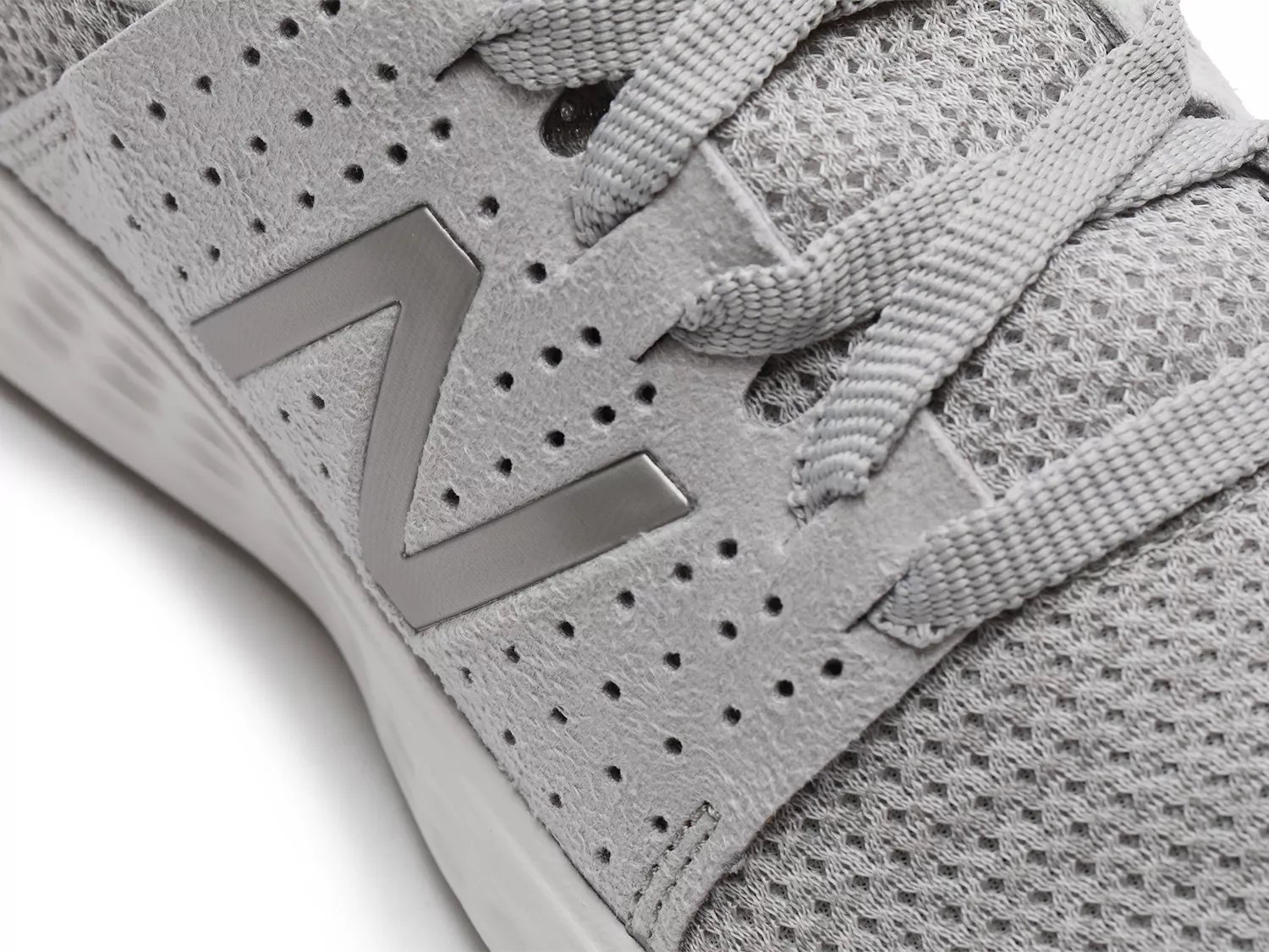 new balance women's fresh foam sport black