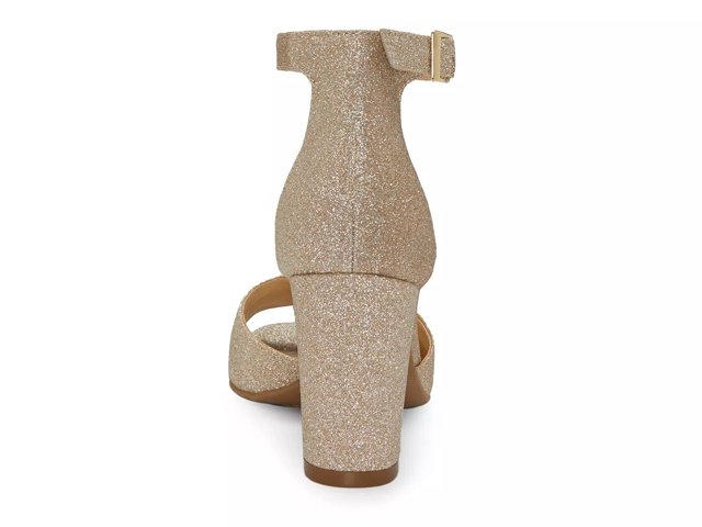 Jessica simpson sherron deals block heel sandals