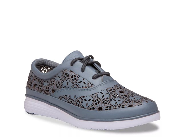 Propet harper hotsell sneaker