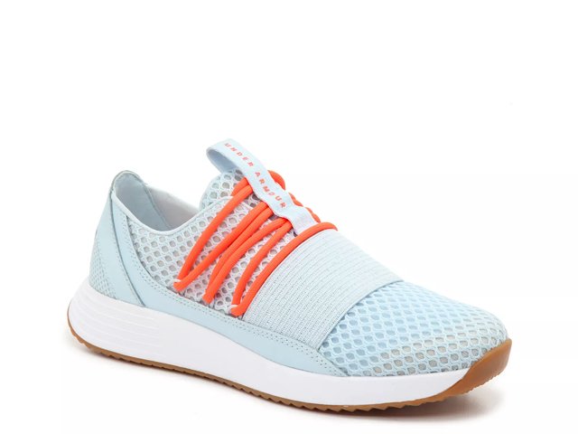 breathe lace training shoe