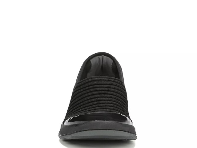 Bzees glee hotsell slip on