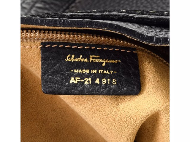 salvatore ferragamo dsw