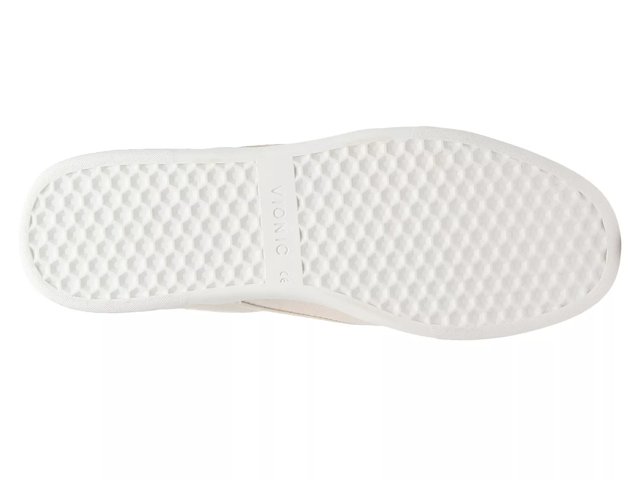 vionic brody slip on sneaker