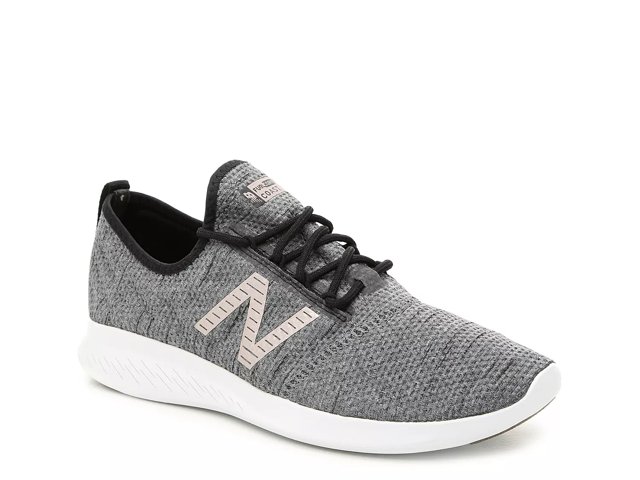 Fuelcore coast discount lightweight running shoe