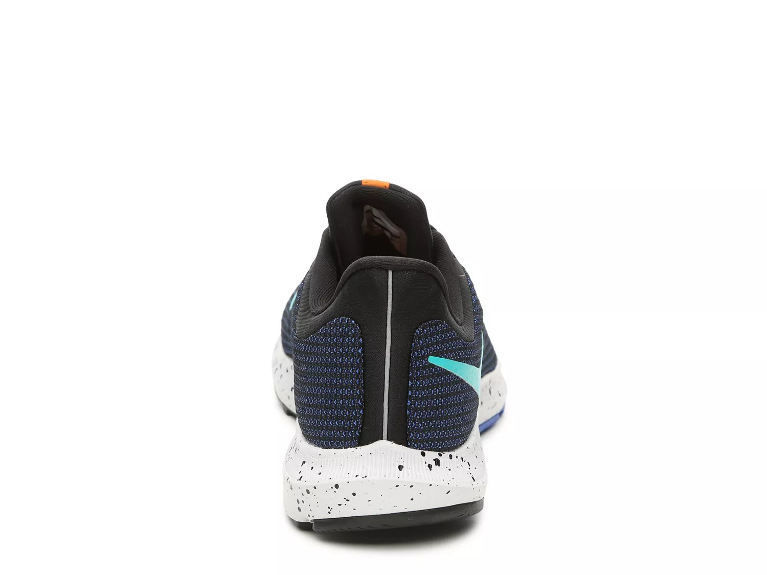 nike quest se trail bv11