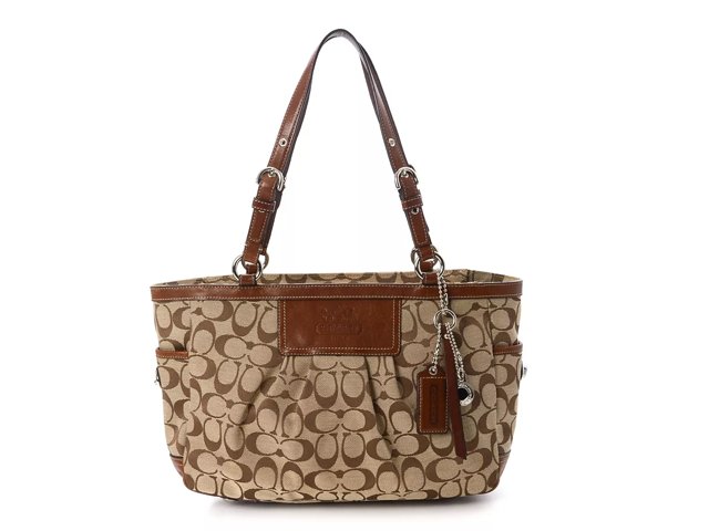 Coach - Vintage Luxury Canvas Shoulder Bag