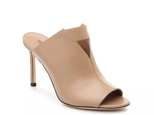 Dsw via spiga store