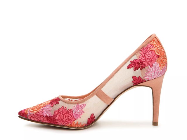 Crack pot Doufejme riziko jessica simpson. cipinola pump nekone n
