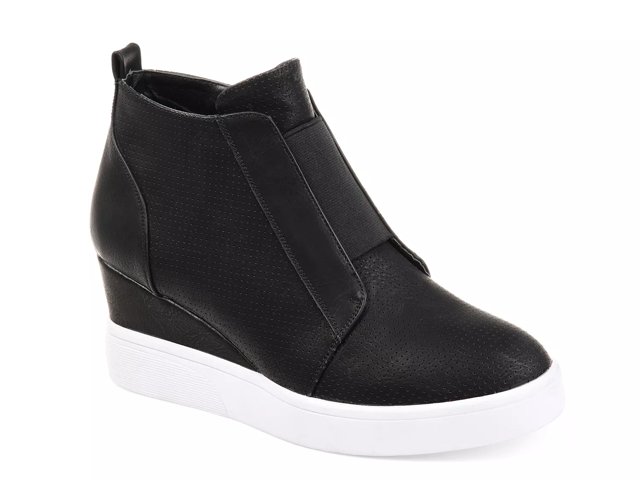 Journee clara wedge sneaker 2025
