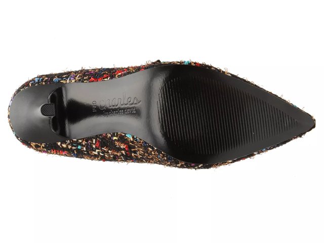 walking shoe with arch support