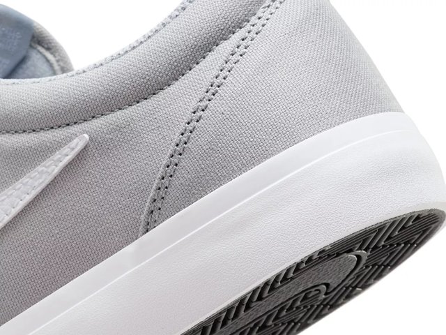 Nike sb charge blancas clearance