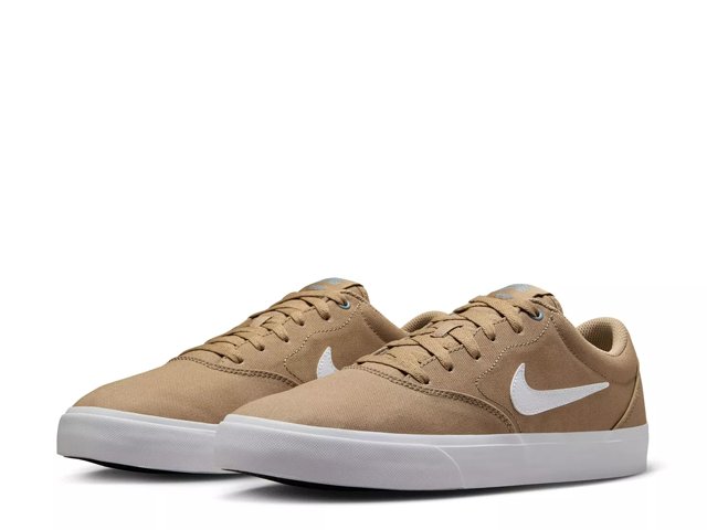 sb charge sneaker