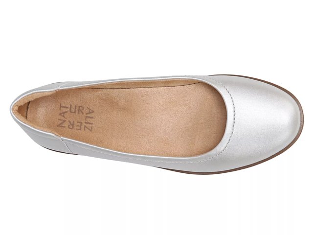 dsw naturalizer flexy