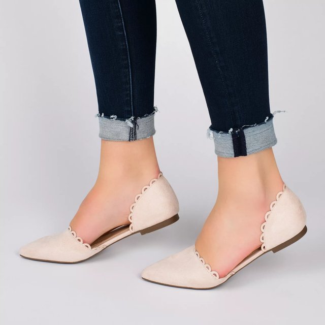 Journee Collection Jezlin Flat