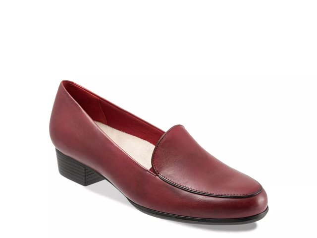 Trotters Monarch Loafer
