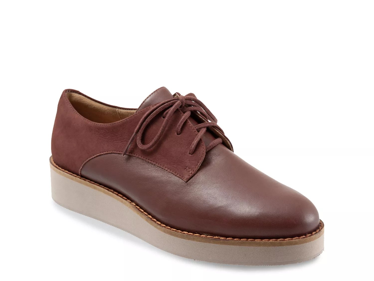 women's oxfords wide width