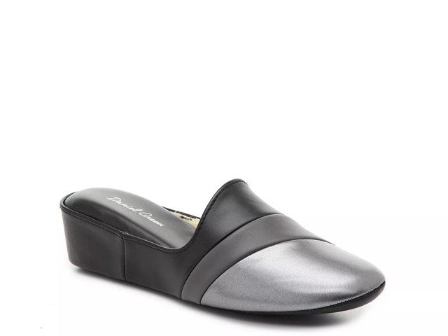 Dsw daniel deals green slippers