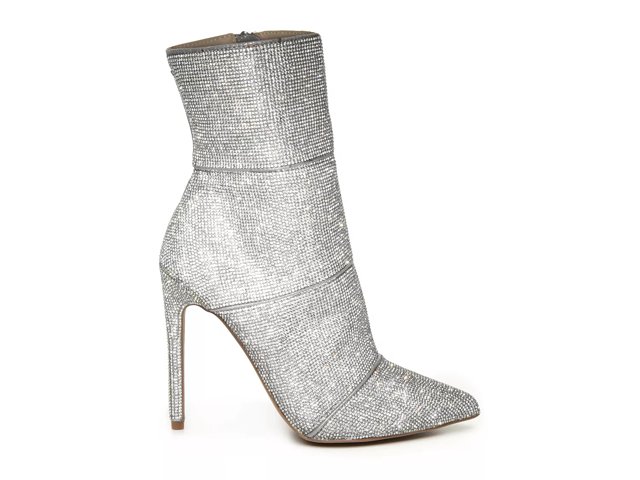 winona steve madden boots