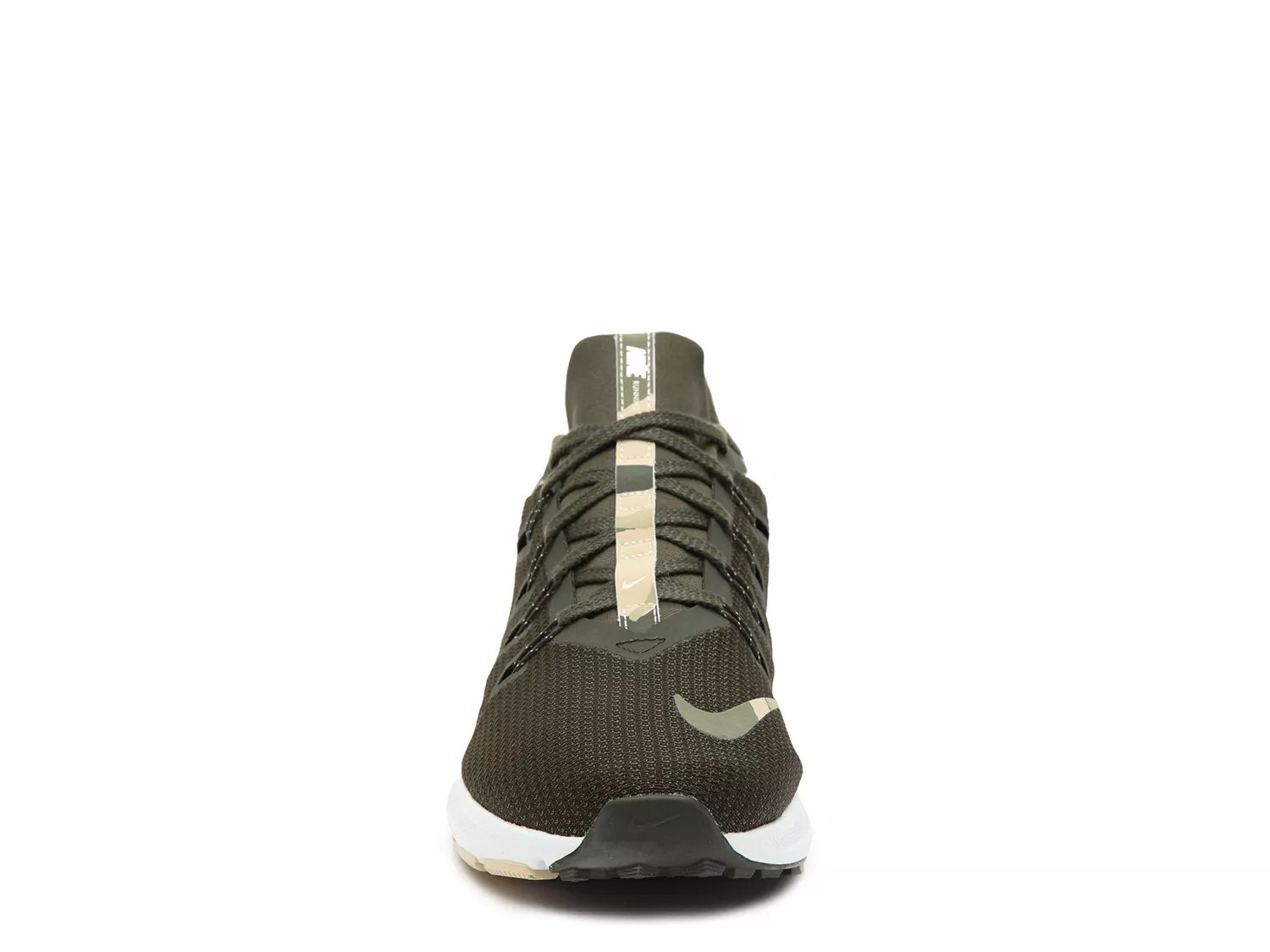 nike quest lightweight running sneaker