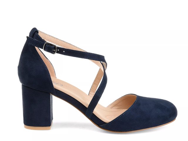 Journee Collection Foster Pump