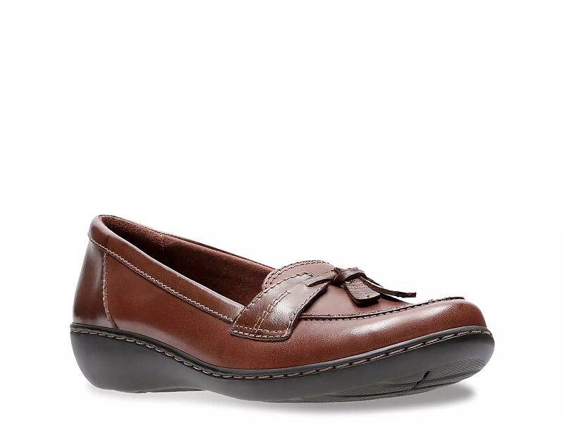 dsw brown loafers