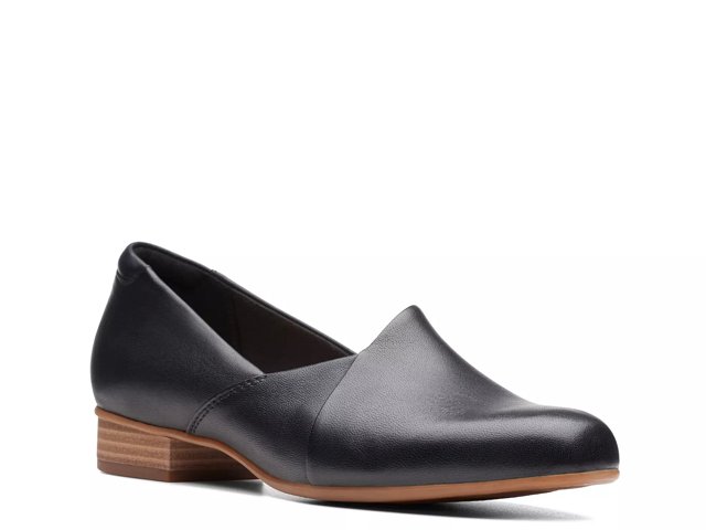 Clarks Collection Women s Juliet Palm Loafers Shoes 7.5M Black