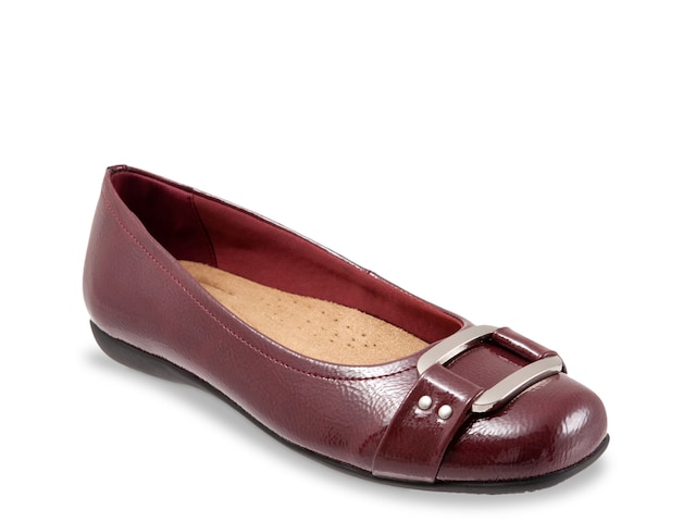 Trotters Sizzle Flat - Free Shipping | DSW