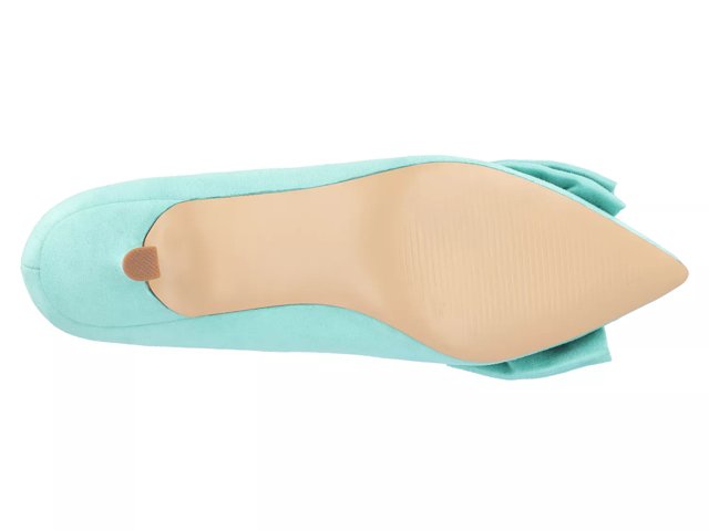 Journee Collection Orana Pump