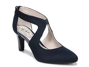 Dsw womens best sale navy blue pumps