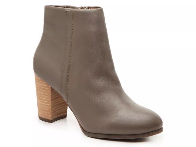 Vionic Kennedy Bootie