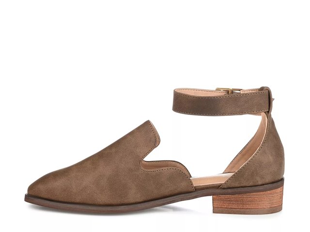 Journee Loreta Flat