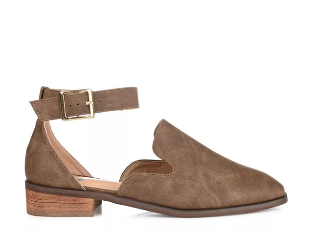 Journee Loreta Flat