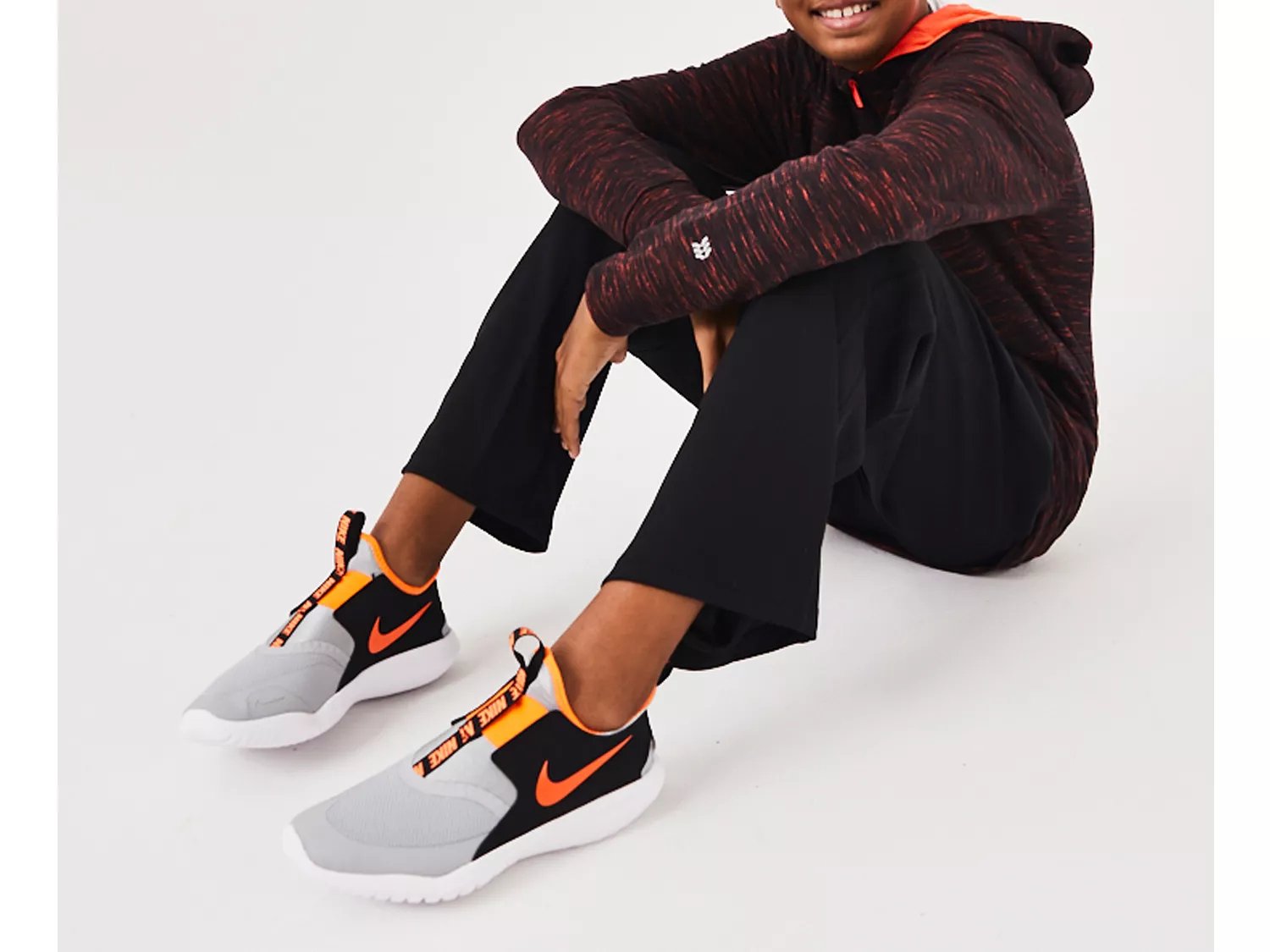 boys nike flex runner