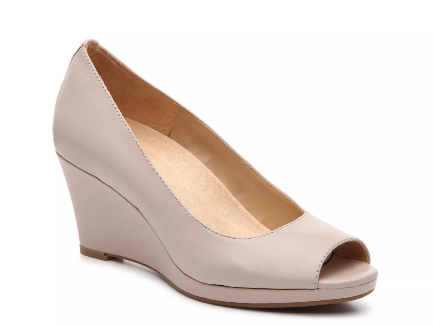 naturalizer sienna wedge pump